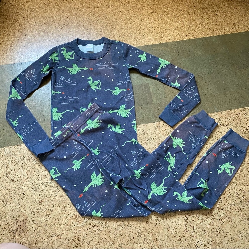Hanna Andersson size 8 dragon pajamas